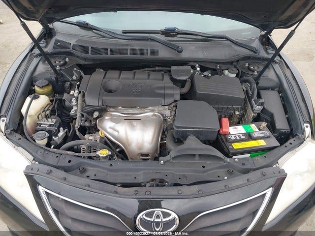 2011 Toyota CAMRY LE photo 10