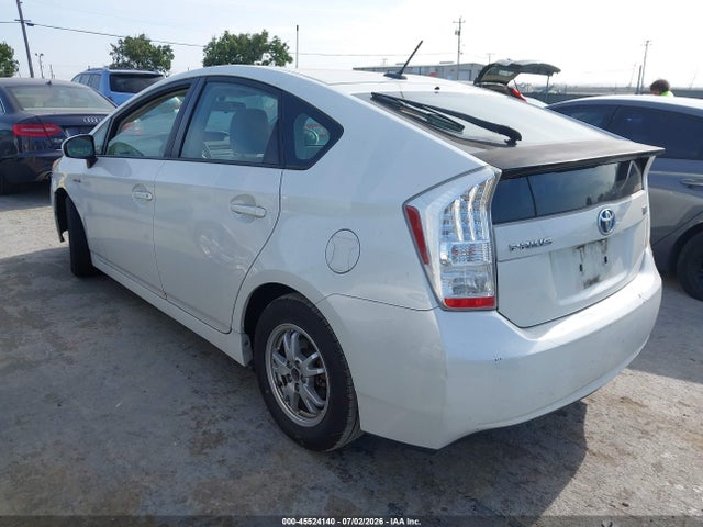 2010 Toyota PRIUS III 缩略图 3