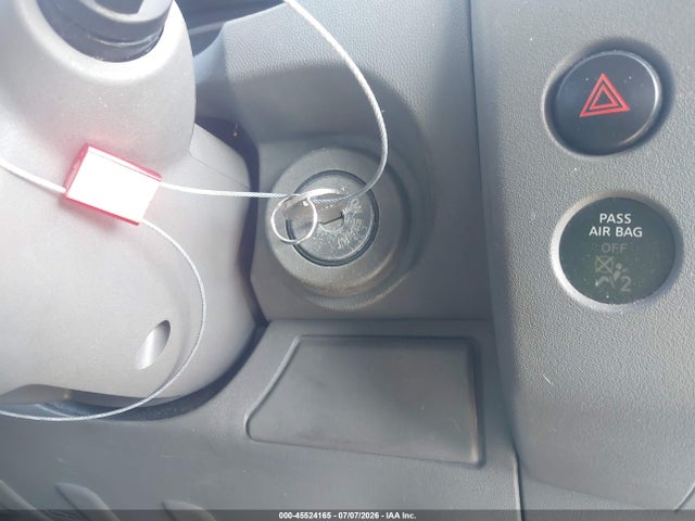 2010 Nissan FRONTIER XE thumbnail 11