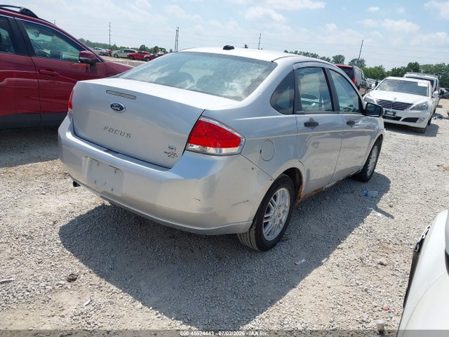 صورة 4 لـ 2010 FORD FOCUS SE