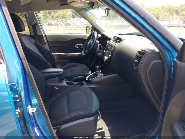 2018 KIA SOUL + 照片 5