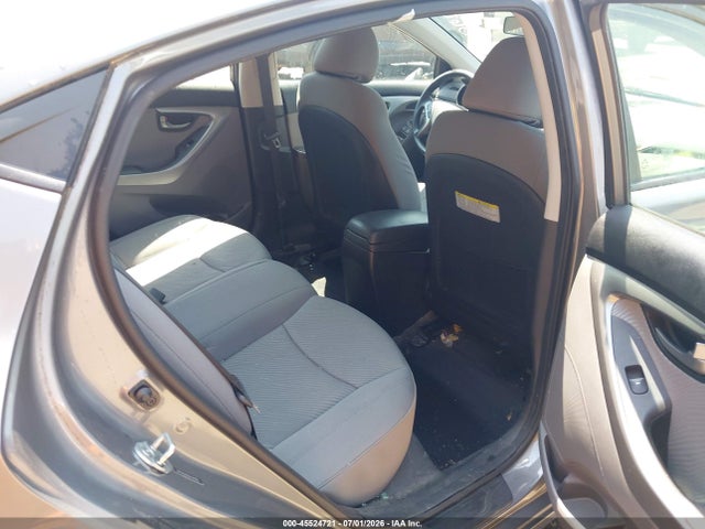 2013 Hyundai ELANTRA GLS 照片 8