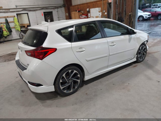 2017 Toyota COROLLA IM — фото 4