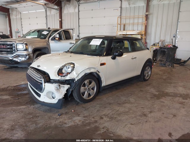 صورة 2 لـ 2014 MINI HARDTOP COOPER