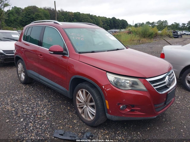 2009 VOLKSWAGEN TIGUAN SE/SEL