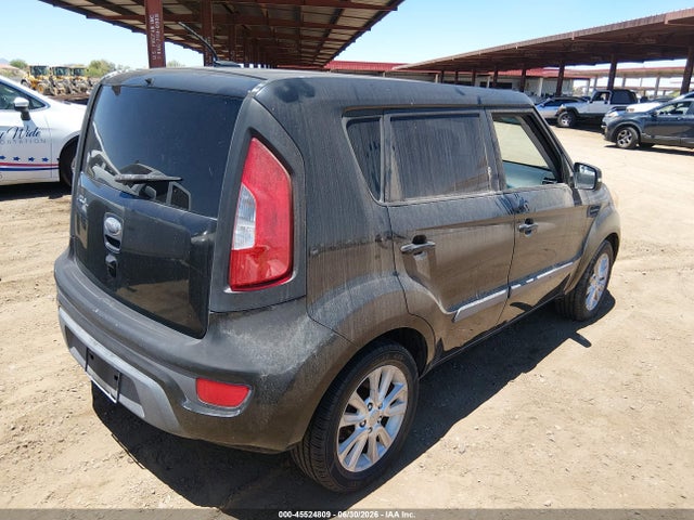 2013 KIA SOUL + 照片 4