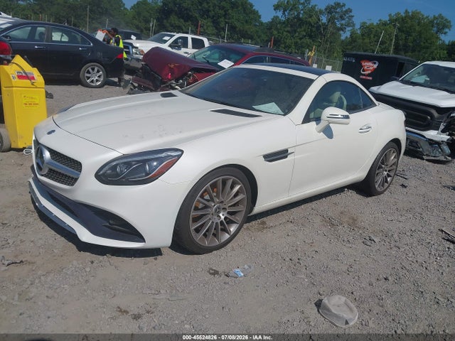 2019 MERCEDES-BENZ SLC 300 2