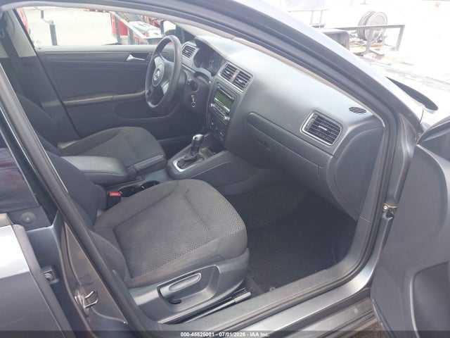 صورة 5 لـ 2014 Volkswagen JETTA 2.0L S