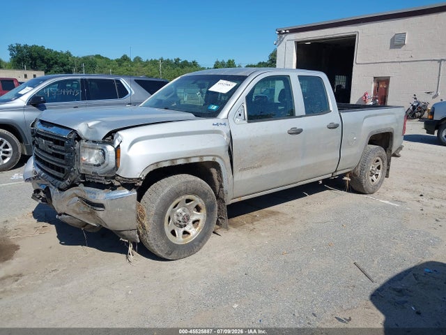 2018 GMC SIERRA 1500 photo 2