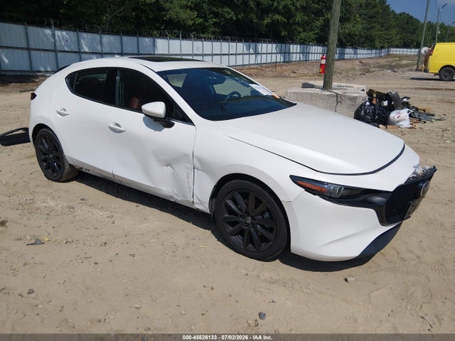 2022 MAZDA MAZDA3 PREMIUM