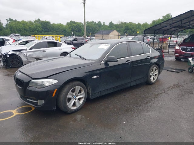 صورة مصغرة 2 لـ 2013 BMW 528I XDRIVE