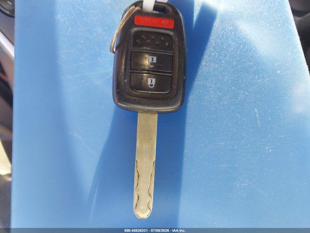 2016 Honda FIT LX — миниатюра 11