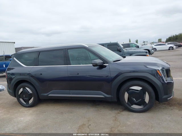 2025 KIA EV9 WIND 13
