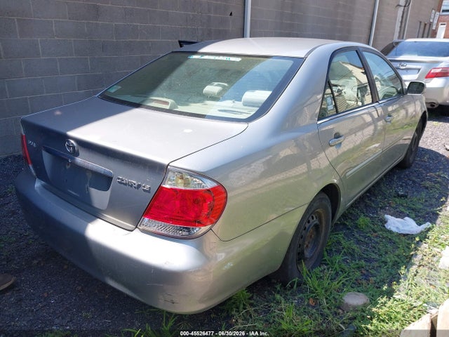 صورة 4 لـ 2005 Toyota CAMRY LE