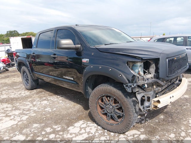 2013 TOYOTA TUNDRA GRADE 5.7L V8