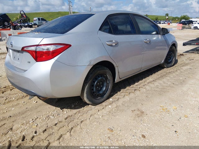2014 Toyota COROLLA LE photo 4