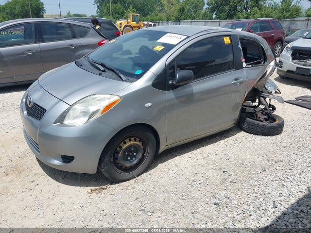 2008 Toyota YARIS photo 2