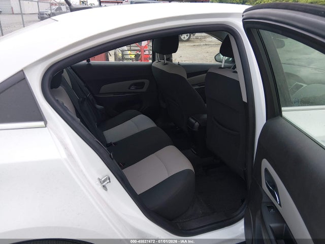 صورة 8 لـ 2011 Chevrolet CRUZE LS