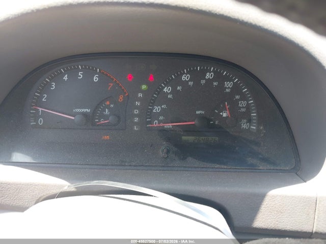 2002 Toyota CAMRY XLE 照片 7