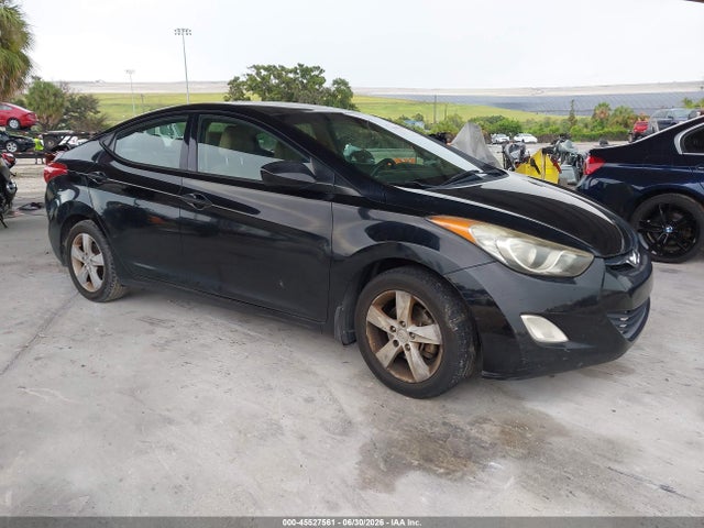2013 HYUNDAI ELANTRA GLS