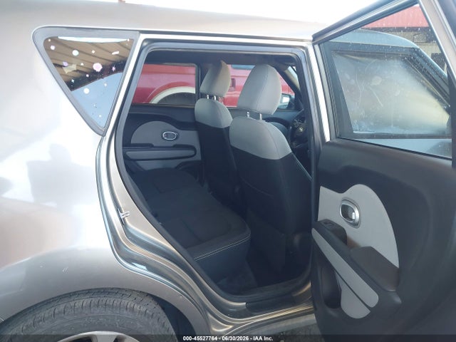 صورة 8 لـ 2015 KIA SOUL +