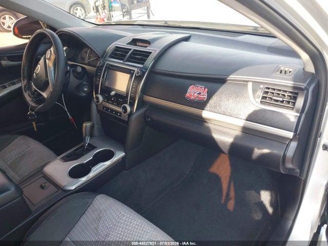 2012 Toyota CAMRY SE photo 5