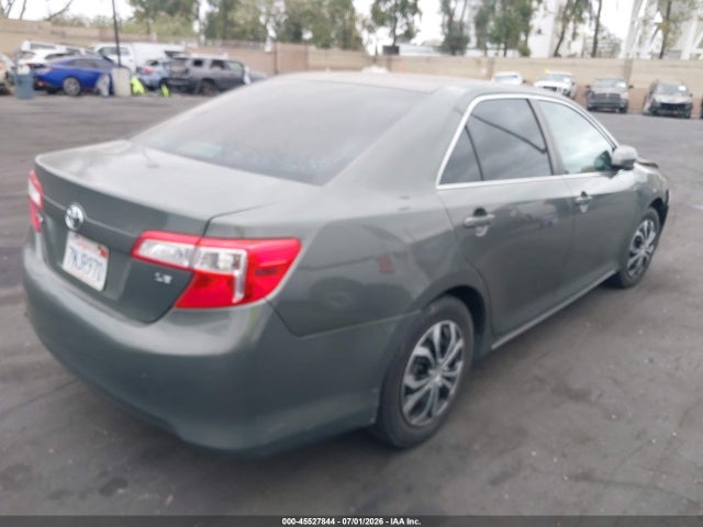 صورة 4 لـ 2013 Toyota CAMRY LE