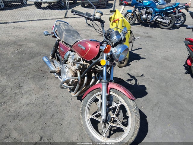 1981 SUZUKI GS550 T