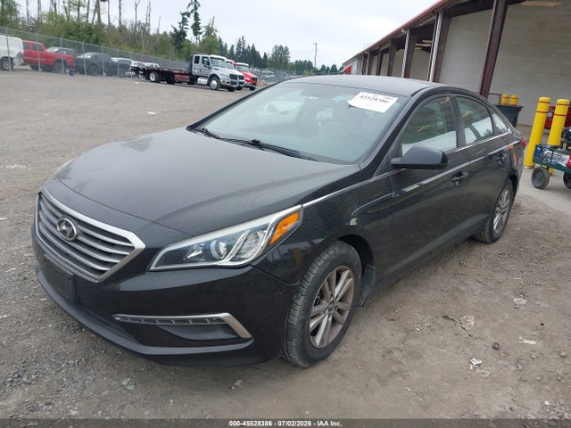 2015 Hyundai SONATA SE — фото 2