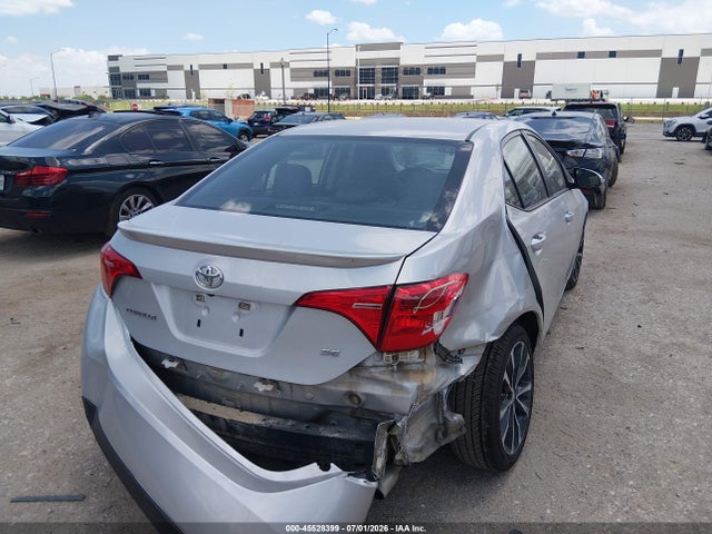 2017 Toyota COROLLA SE 照片 4