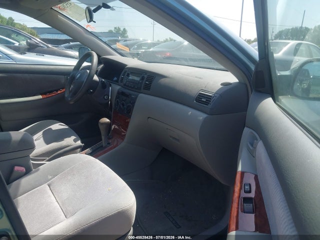 2005 Toyota COROLLA LE photo 5