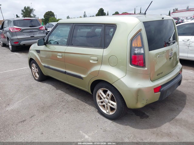 2010 KIA SOUL + — миниатюра 3