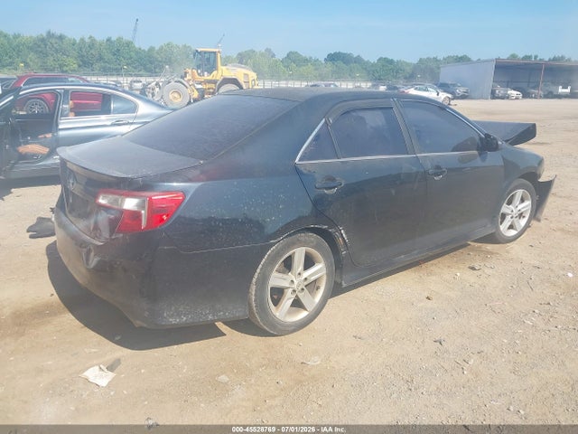 2013 Toyota CAMRY SE 照片 4