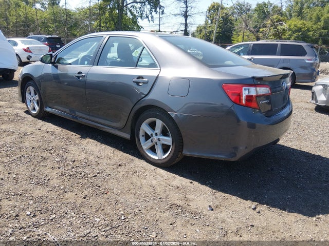 2014 Toyota CAMRY SE — фото 3