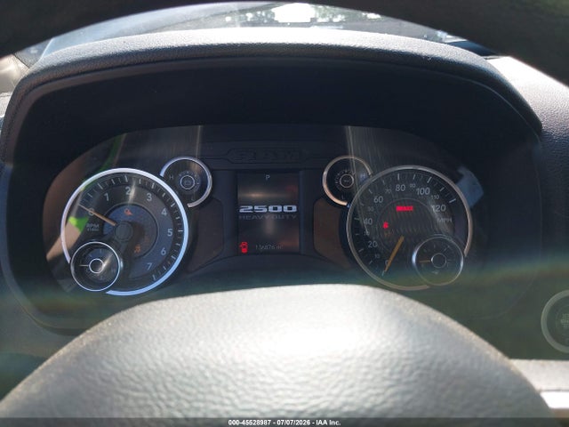 صورة 6 لـ 2019 RAM 2500 TRADESMAN 4X4 6'4 BOX