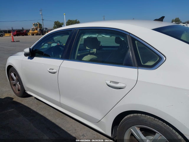 2013 Volkswagen PASSAT 2.0L TDI SE 缩略图 15