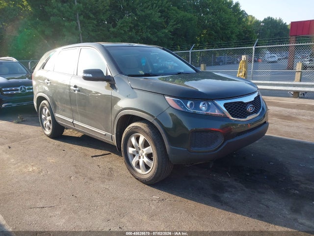 2013 KIA SORENTO LX