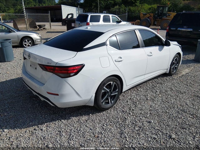 2024 Nissan SENTRA SV XTRONIC CVT 缩略图 4