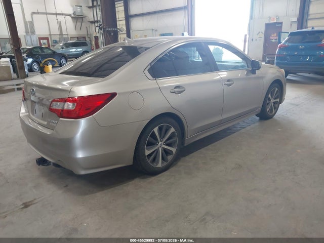2017 Subaru LEGACY 2.5I LIMITED — фото 4
