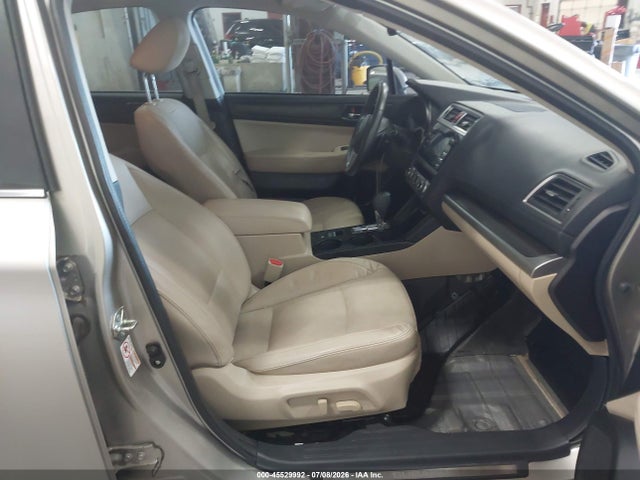 2017 Subaru LEGACY 2.5I LIMITED — фото 5
