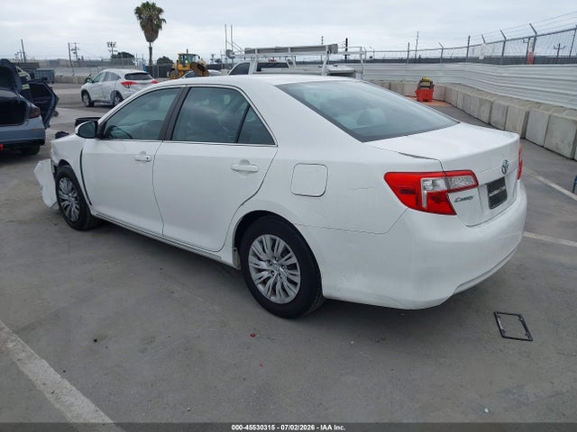 صورة 3 لـ 2014 Toyota CAMRY LE