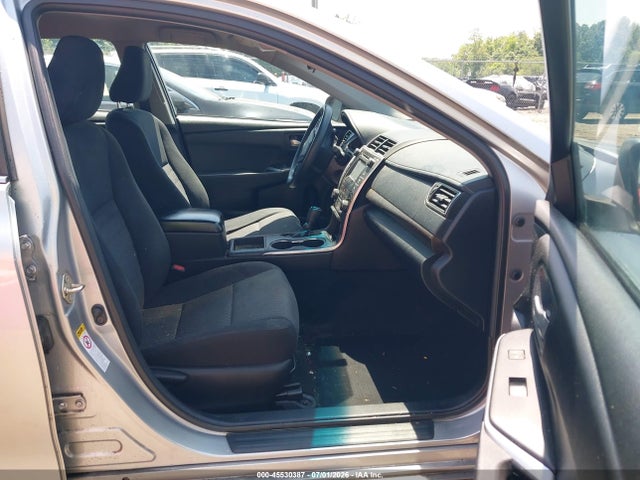 صورة 5 لـ 2016 Toyota CAMRY LE