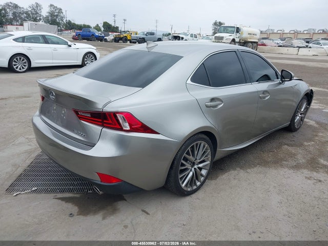 2016 Lexus IS 200T 照片 4