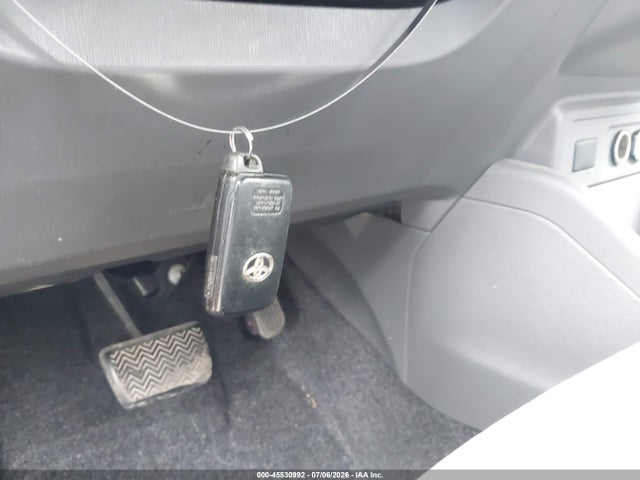2012 Toyota PRIUS V THREE 缩略图 11