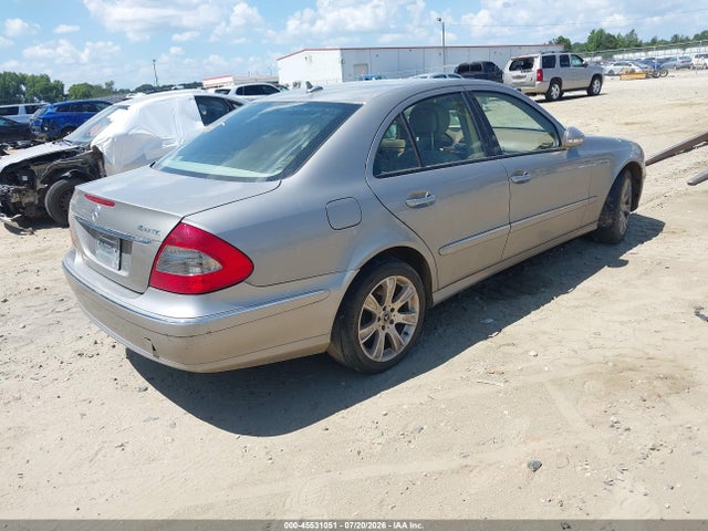 2009 Mercedes-BENZ E 350 4MATIC 照片 4