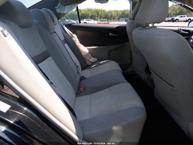 صورة 8 لـ 2014 Toyota CAMRY LE