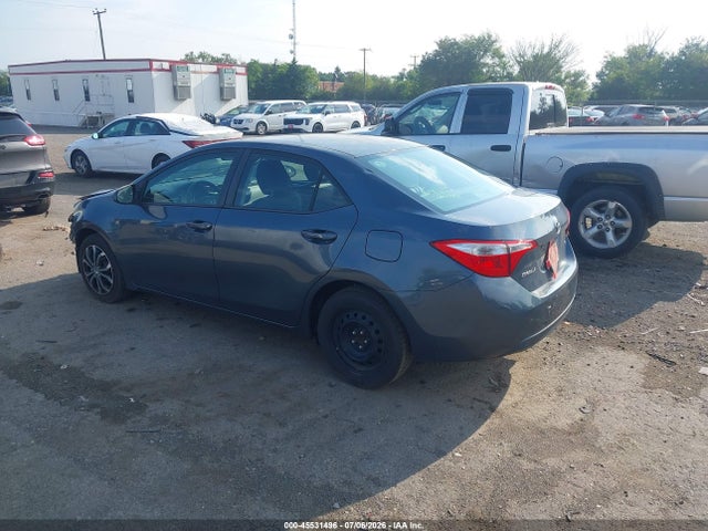 2014 Toyota COROLLA LE photo 3