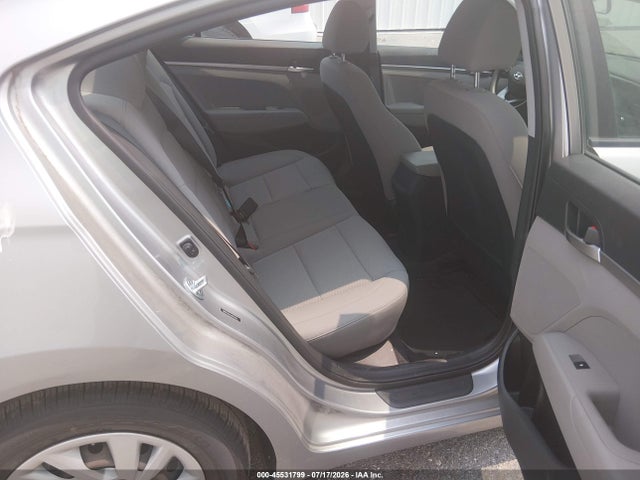 2020 Hyundai ELANTRA SE 照片 8