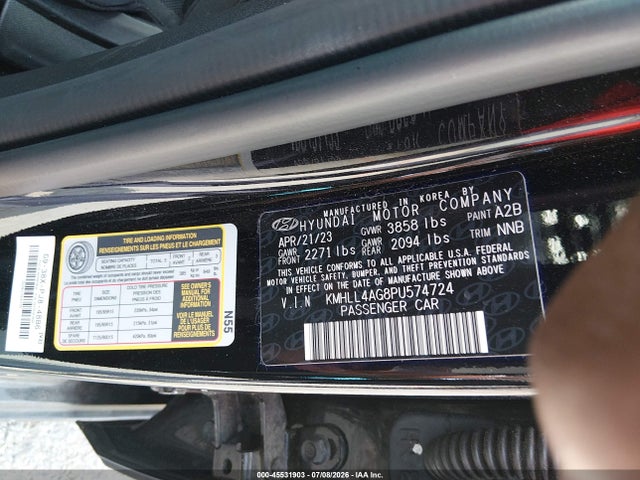 صورة 9 لـ 2023 Hyundai ELANTRA SE