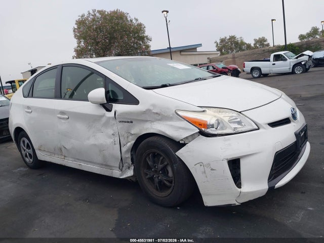 2015 Toyota PRIUS TWO 照片 6